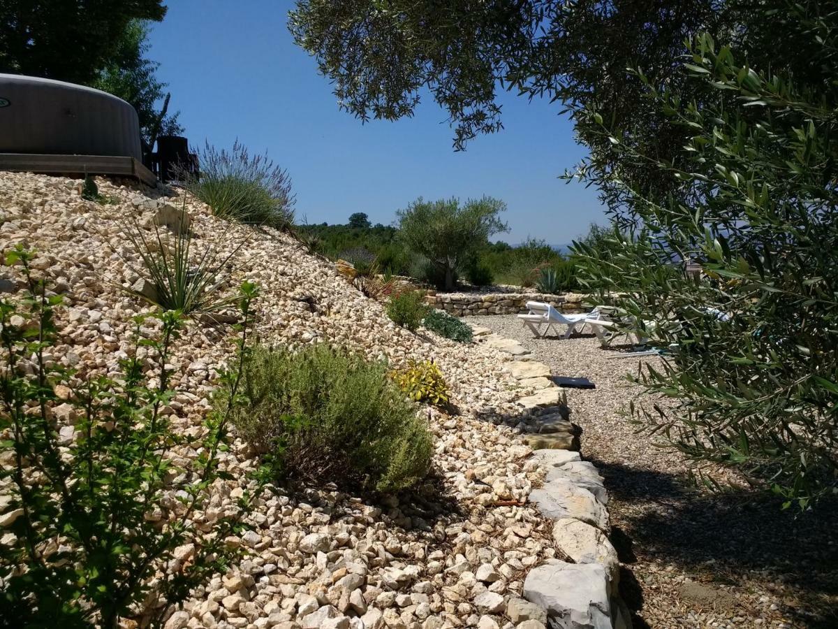 Les Agaves Piscine Panoramique Vue Exceptionnelle Bed & Breakfast Grospierres Bagian luar foto